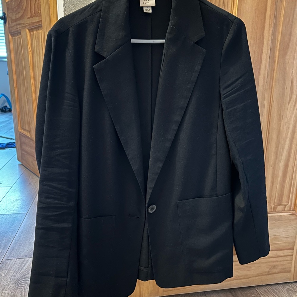 Classic Black Women's Blazer